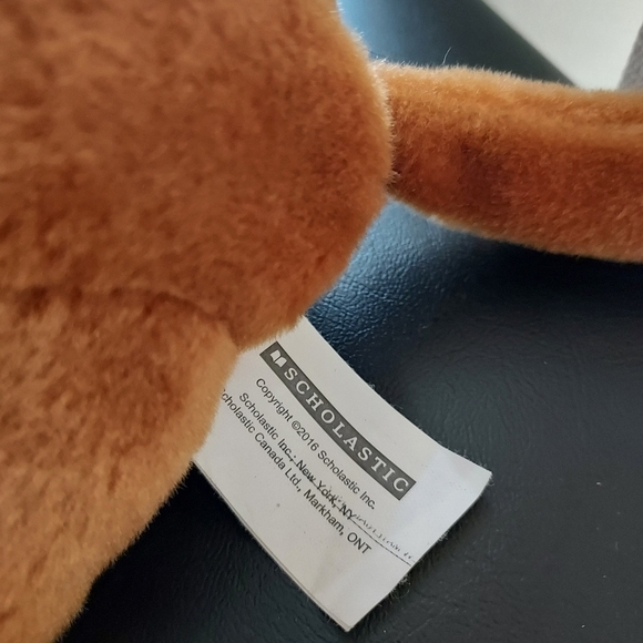 Scholastic Books Plush Lion Cub Light Brown 6in 2016 - Picture 8 of 9